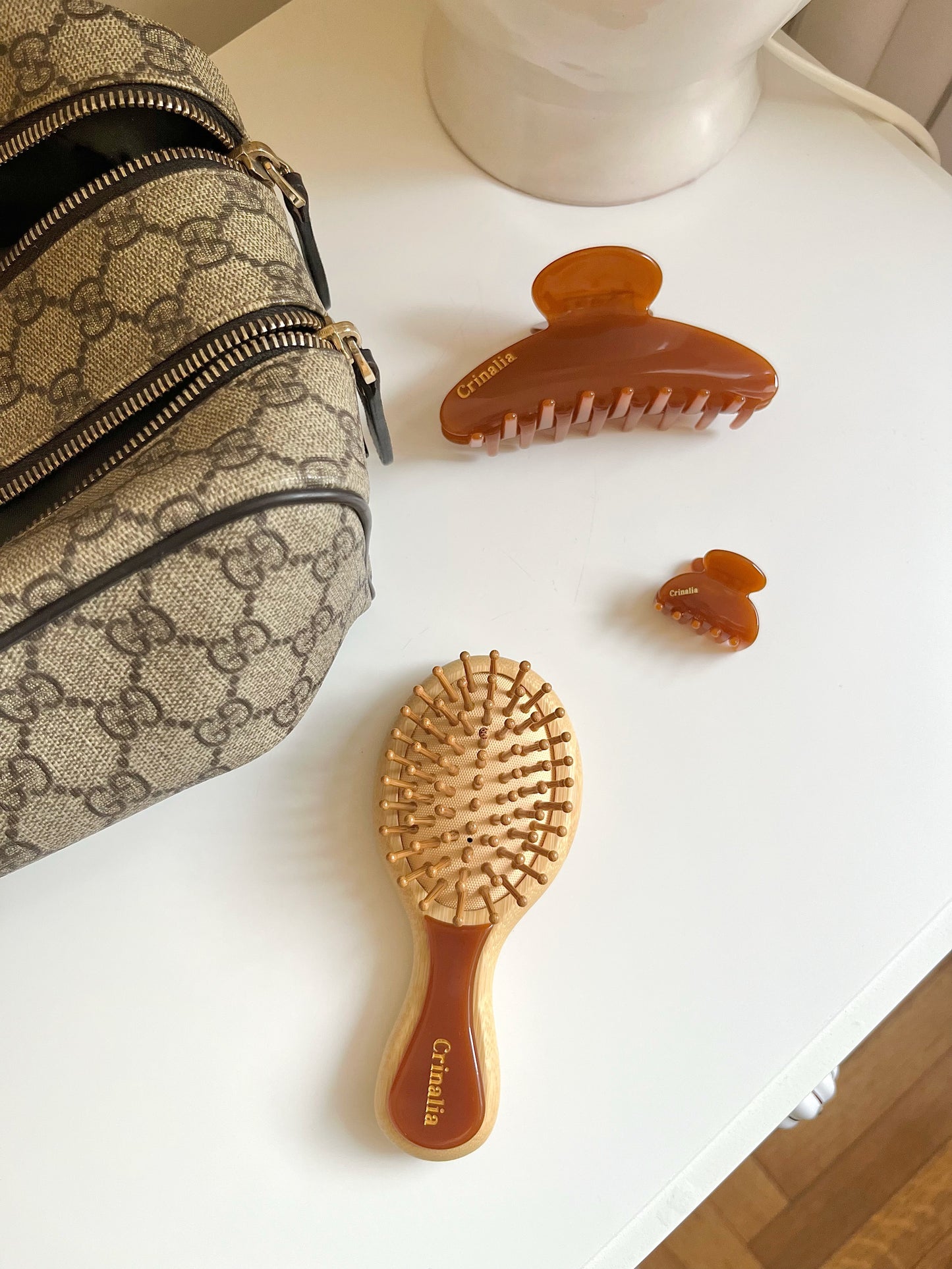 Set: mini bamboo hair brush + hair claw clip + mini claw clip