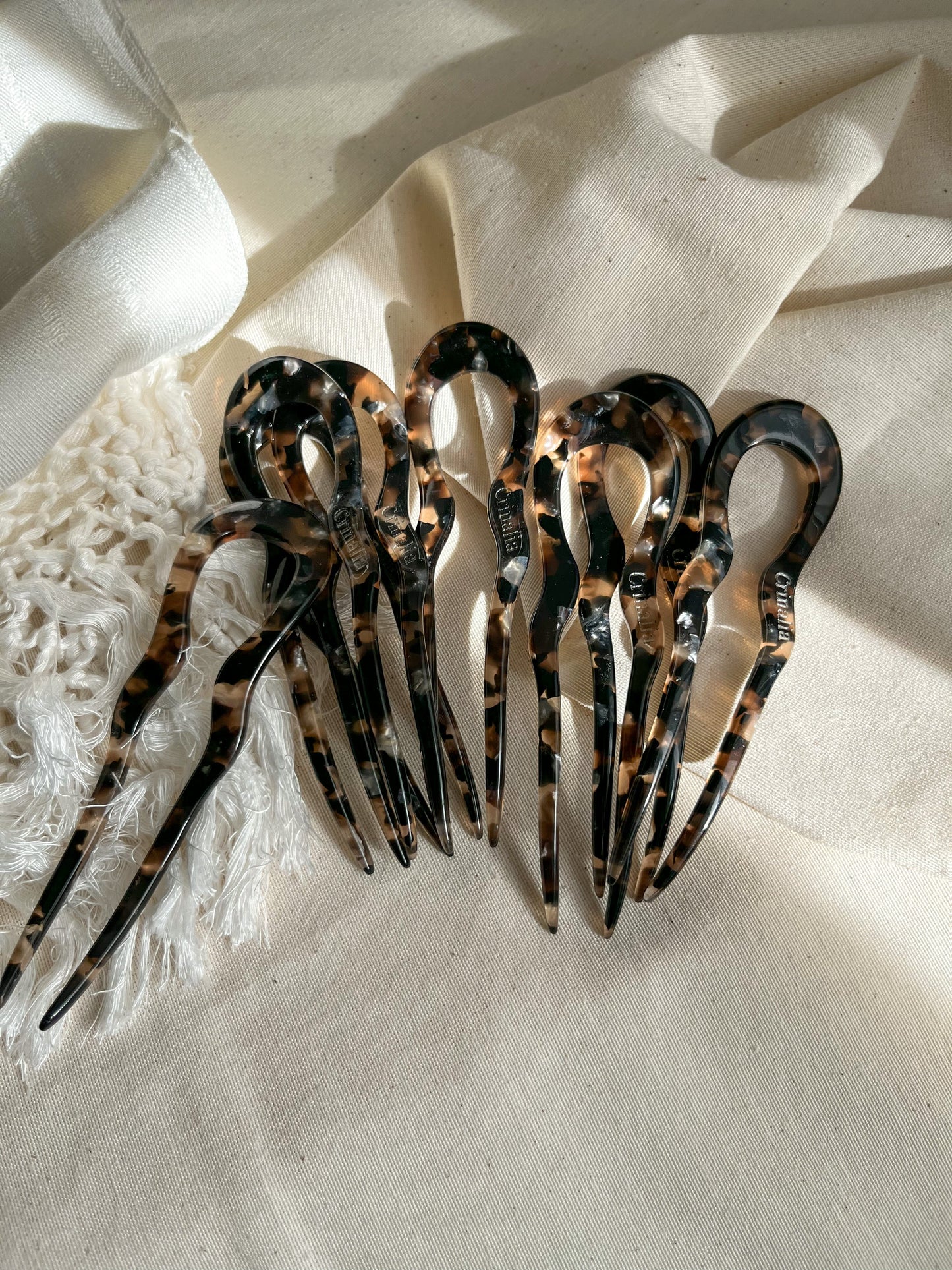 Made in italy Hair pin with mother-of-pearl effect 